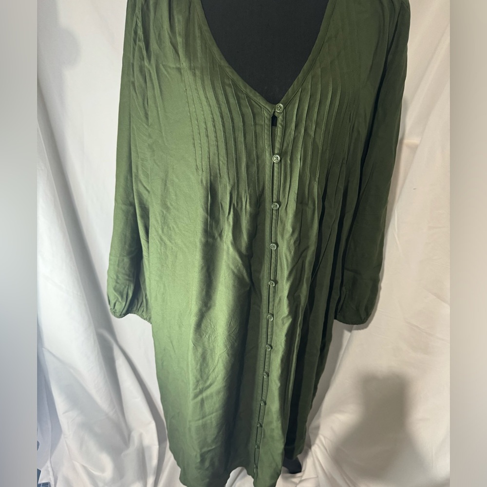 Olive Old Navy Women's Pintucked Button-Front Swing Dress 100% Rayon Size XL.
